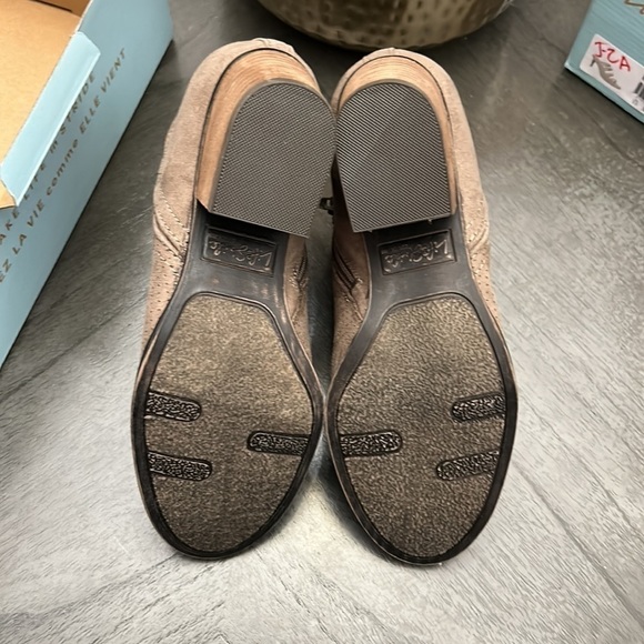 LifeStride Women's Blake Block Heel Ankle Boot - Picture 3 of 12